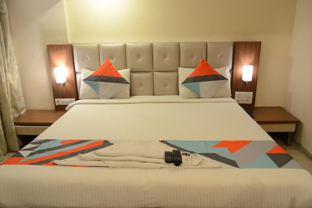 Hotel Aishwarya Residency Нави Мумбай Екстериор снимка