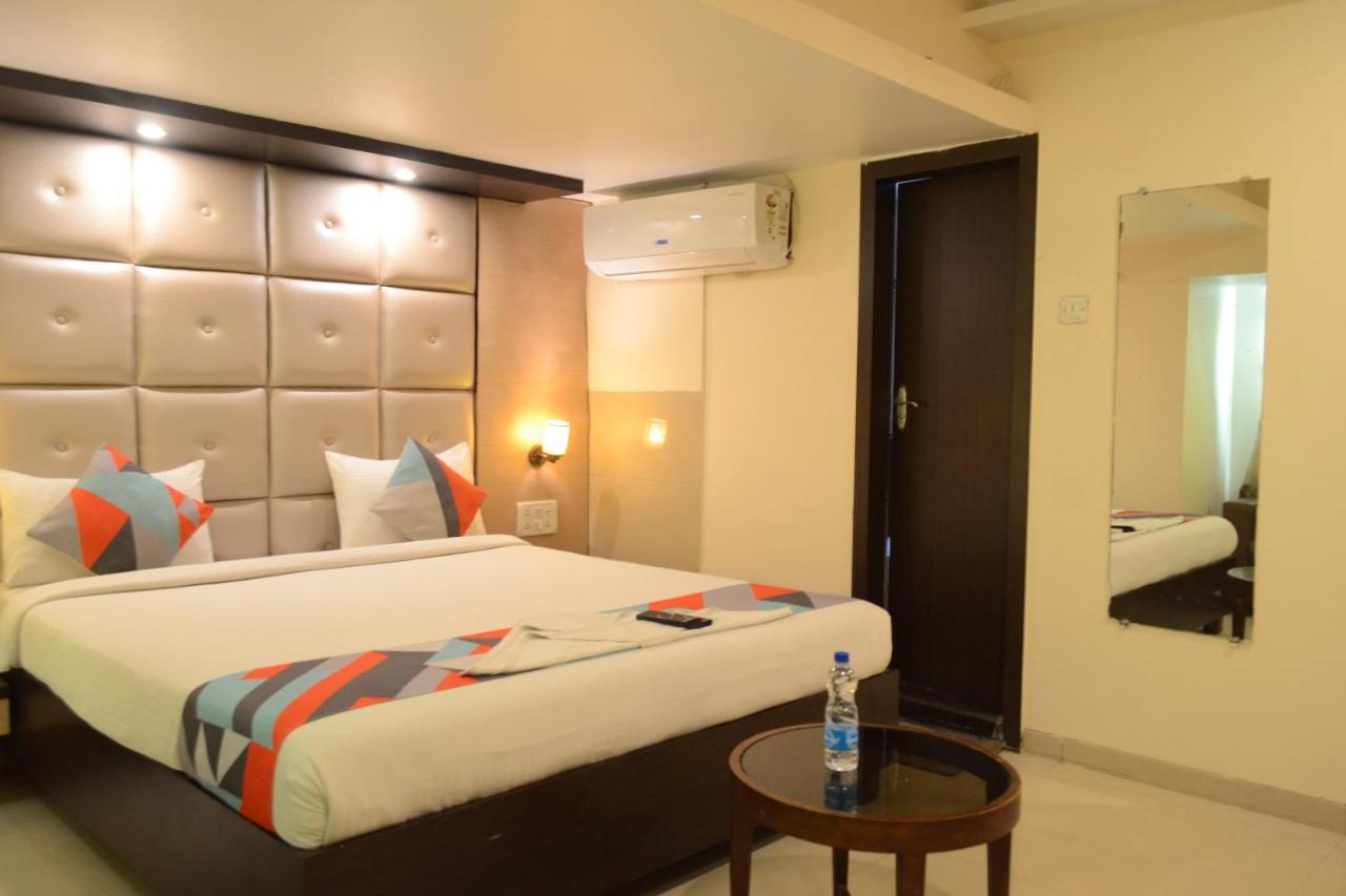 Hotel Aishwarya Residency Нави Мумбай Екстериор снимка