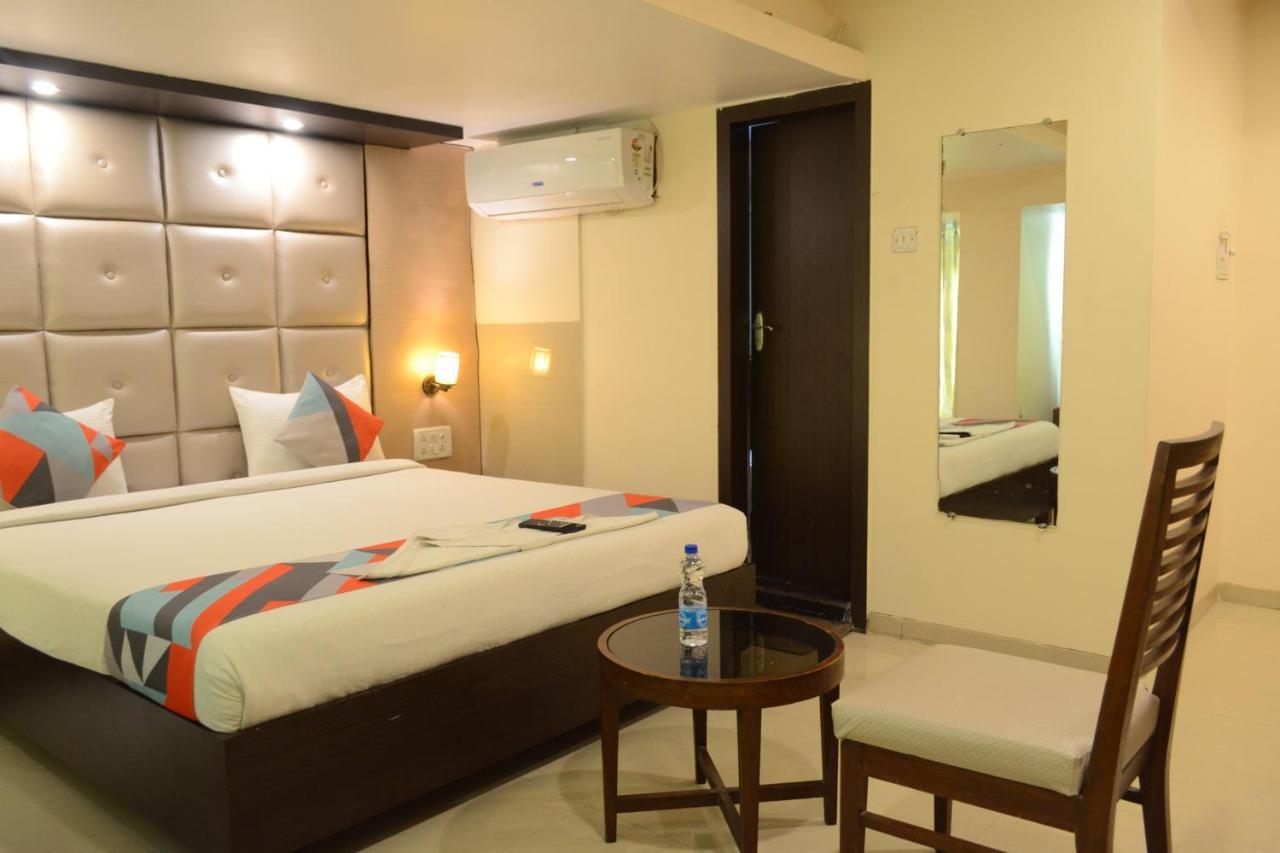 Hotel Aishwarya Residency Нави Мумбай Екстериор снимка