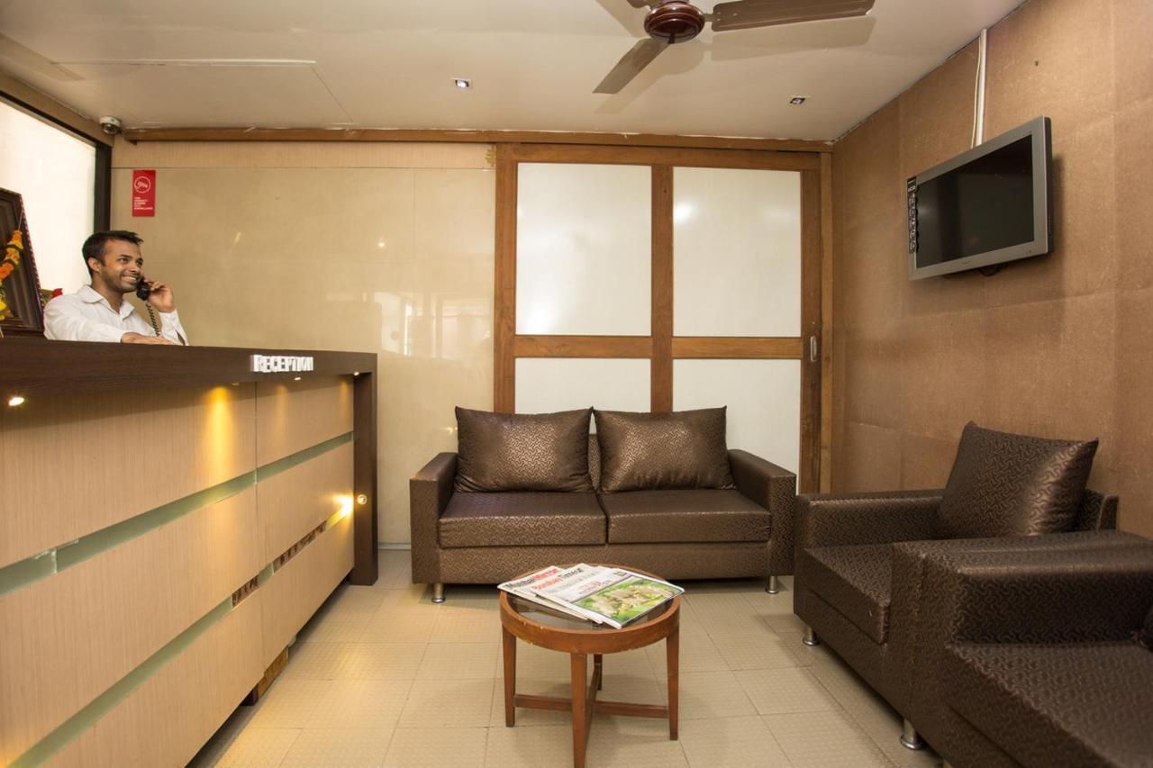Hotel Aishwarya Residency Нави Мумбай Екстериор снимка